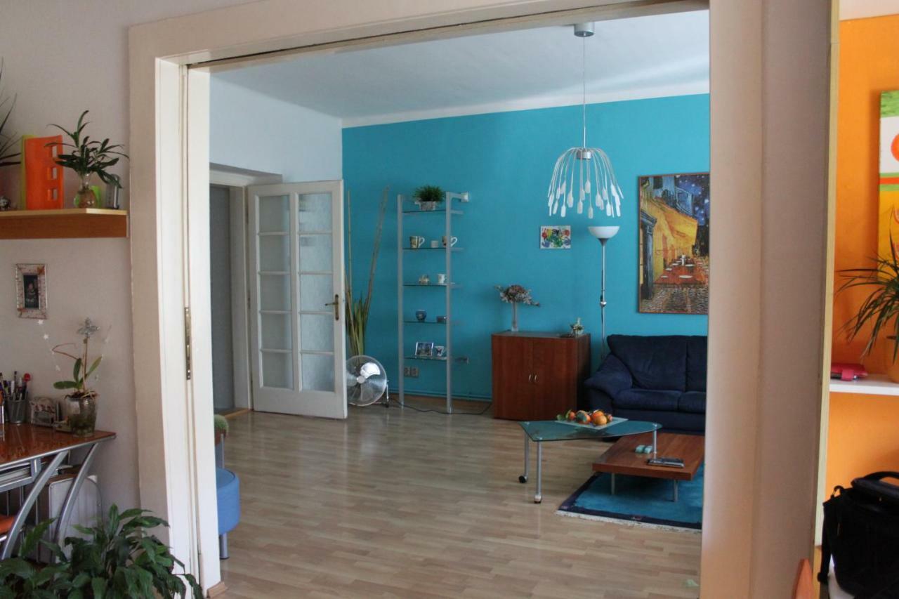 Cosy Apartment Under The Tower Prague Extérieur photo