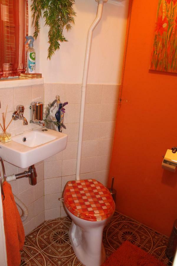 Cosy Apartment Under The Tower Prague Extérieur photo