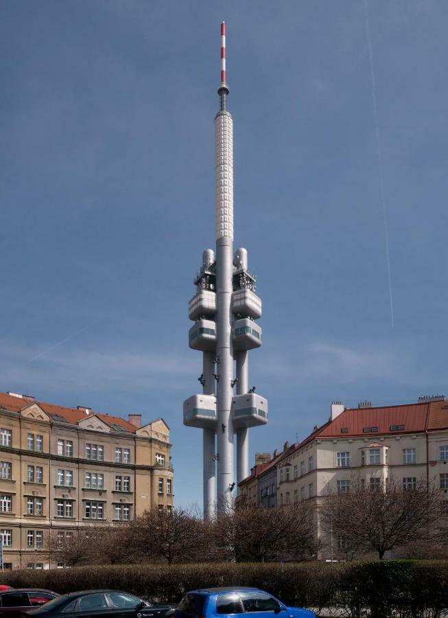 Cosy Apartment Under The Tower Prague Extérieur photo